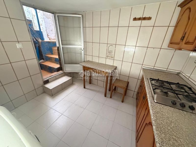 Foto c6dfcb90-d044-4512-9026-753e2eec6165. Casa aparellada a Martos