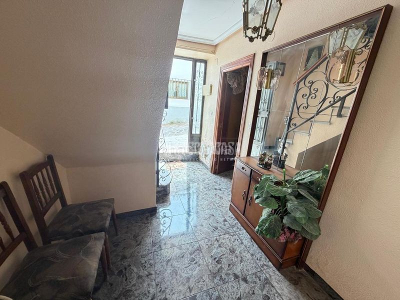 Foto fd6628a7-a2bb-491d-b6c0-e059fa4b558b. Casa aparellada a Martos