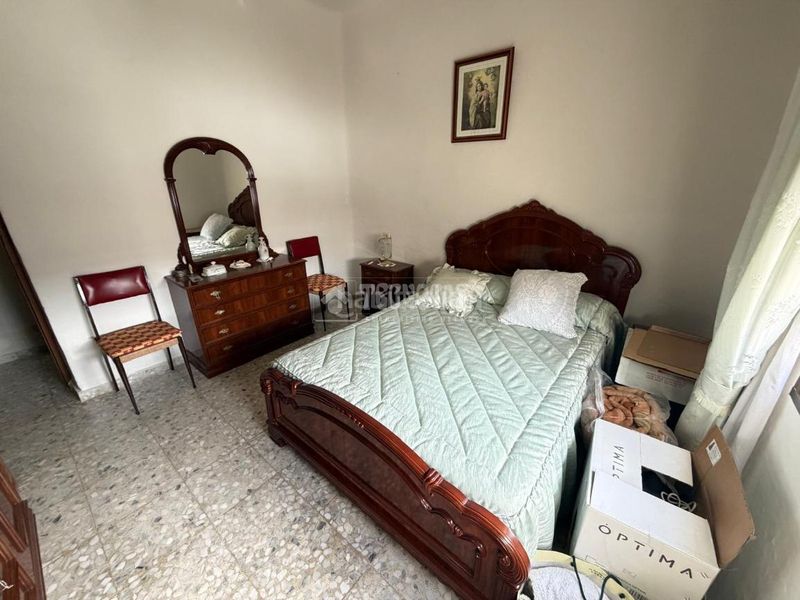 Foto 1a19ffef-045c-4609-9f8d-b4531cd47284. Casa aparellada amb calefacció a Martos