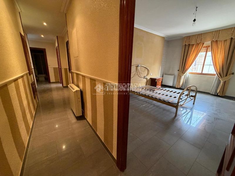 Foto 1b5bb1a0-c9ba-475e-89b7-27a59e305525. Pis a Torredonjimeno