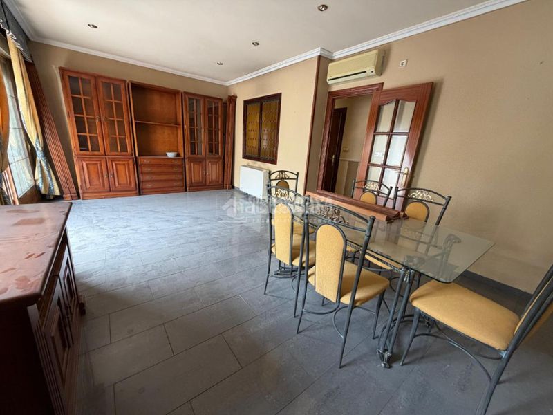 Foto 604b1c1c-bd5d-4918-8a53-616c46887a37. Pis a Torredonjimeno