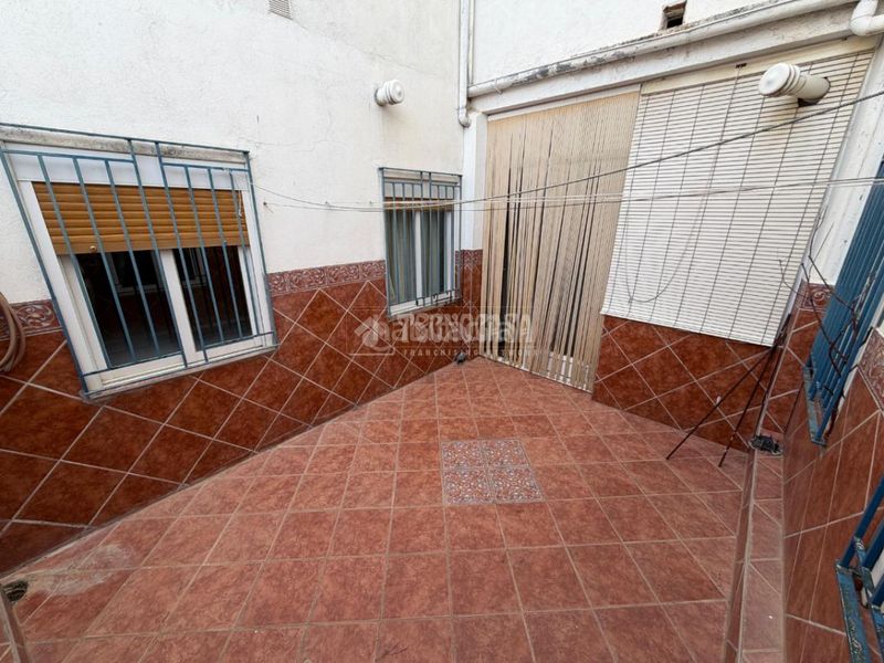 Foto eda175af-727d-4569-842d-9ae1a149d0e6. Pis a Torredonjimeno