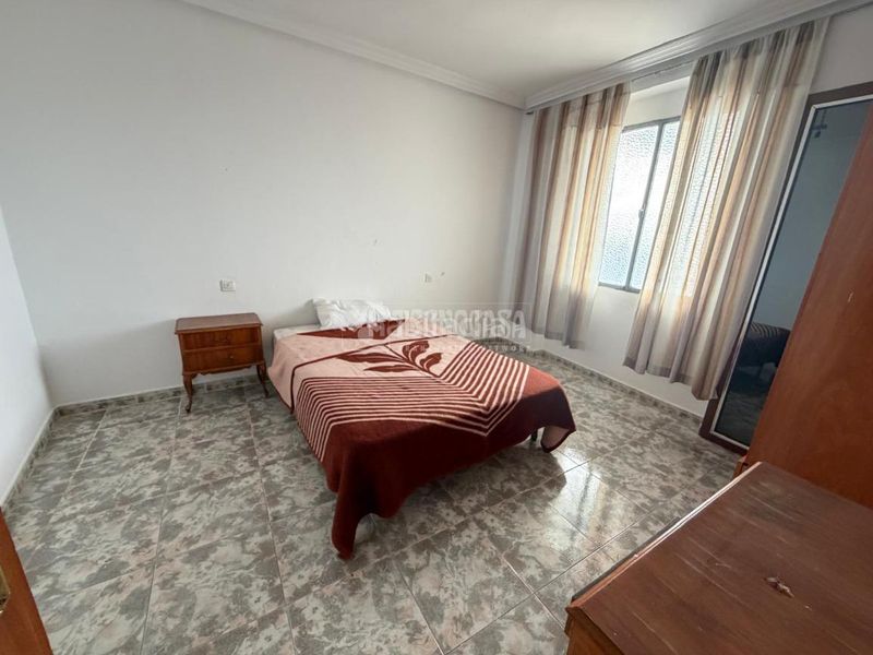 Foto 279c7e22-67d3-47a5-9027-1854d42b5e60. Casa aparellada a Alcaudete