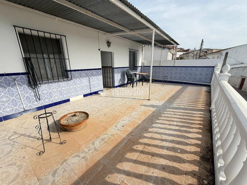 Foto f63986e7-c7d6-43fc-980b-acb81b10f12c. Casa aparellada a Alcaudete