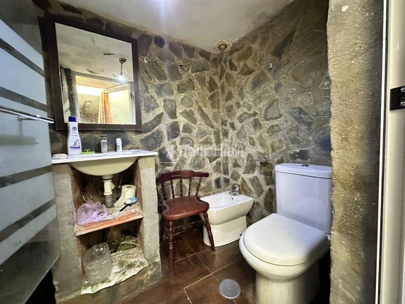 Foto 164cd69a-e36f-4d07-8c79-75170e405464. Casa aparellada a Martos