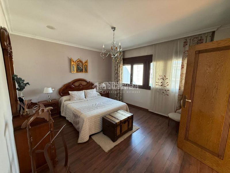 Foto 3d6566b2-b889-4bf3-9ceb-4c49a90324d9. Casa aparellada a Martos