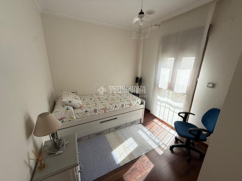 Foto a3d87899-aefc-4a7d-8d60-b2c4906f7f24. Casa aparellada a Martos