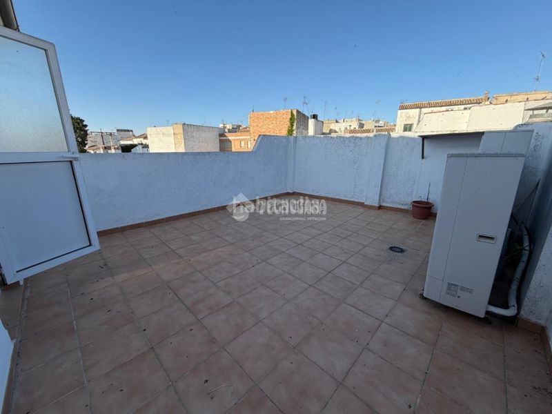 Foto 2f8a22b8-9f59-4f9e-85fc-e2185d3c73d3. Pis a Torredonjimeno