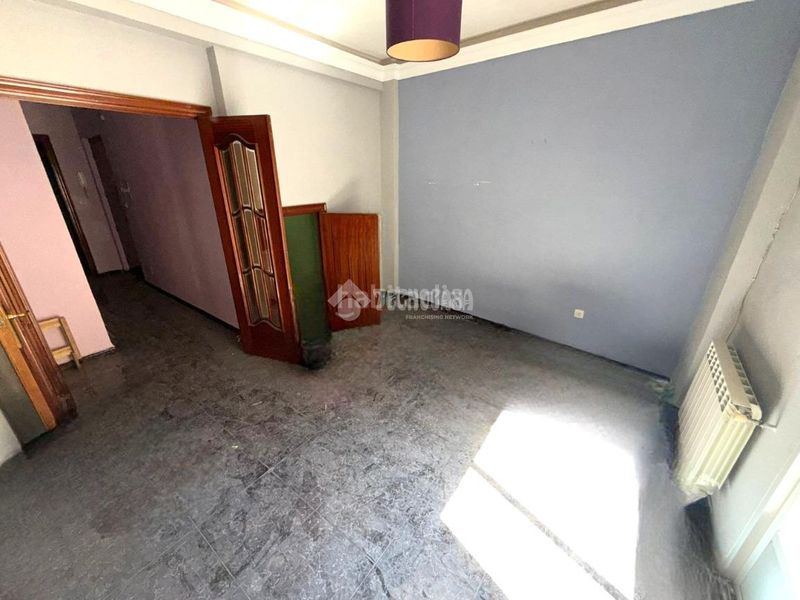 Foto d4d5528d-2ac1-4aaa-8055-8f7cf2c930b0. Pis a Martos