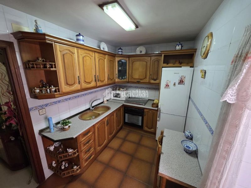 Foto 6ae8c5d8-8ca7-4a65-9190-9c33b1f3daec. Piso  en venta en Martos