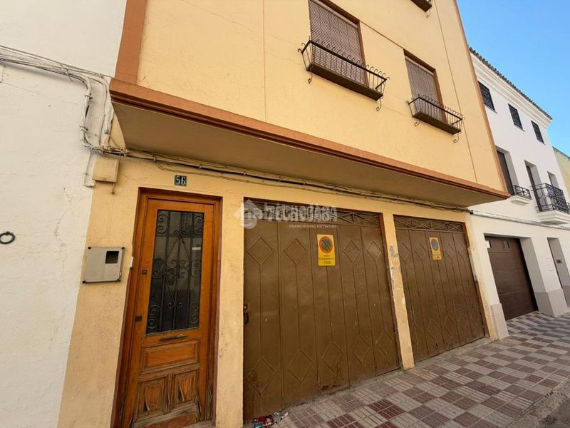 Foto 7b64653a-455f-4824-874f-0ed648d4e843. Casa a Torredonjimeno