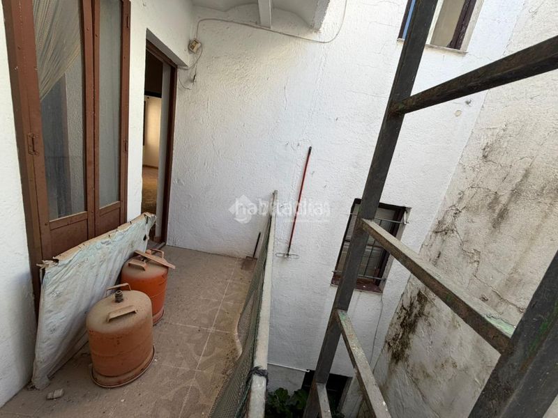 Foto b4911c8c-921d-43f9-82e8-27ad51cbb03a. Casa a Torredonjimeno