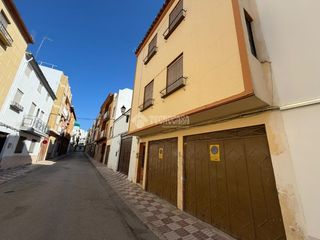 House in Torredonjimeno. Casa en venta en torredonjimeno