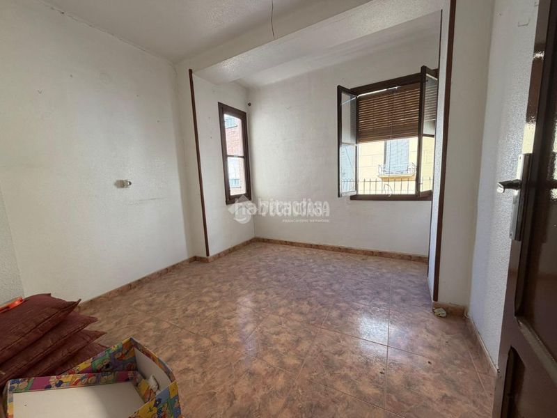 Foto e0bc6ded-40e2-4dfb-a527-2fe1e0f3d453. Casa a Torredonjimeno