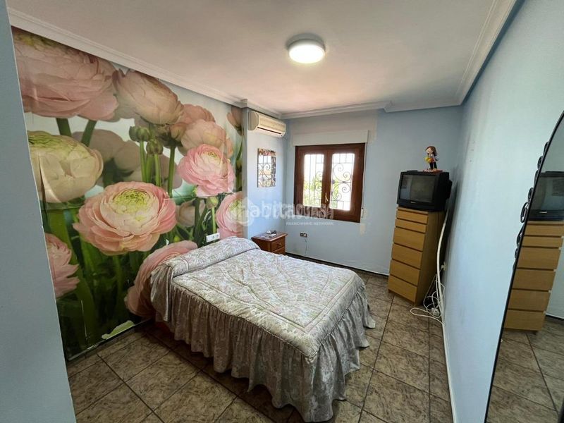 Foto 3c175997-a6df-4144-bf42-89ee918d3d2c. Casa a Torredonjimeno