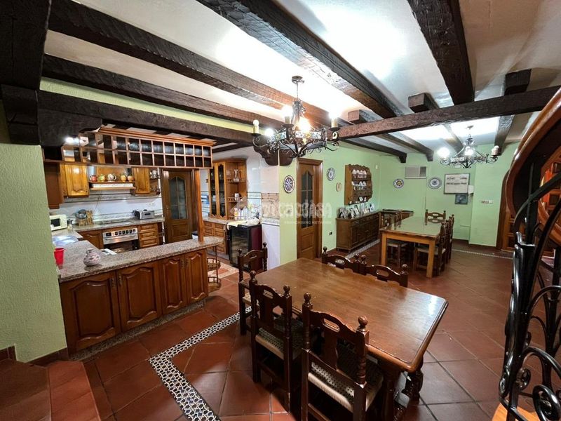 Foto 63b287cc-2f16-4353-8646-9dedd8755074. Casa a Torredonjimeno