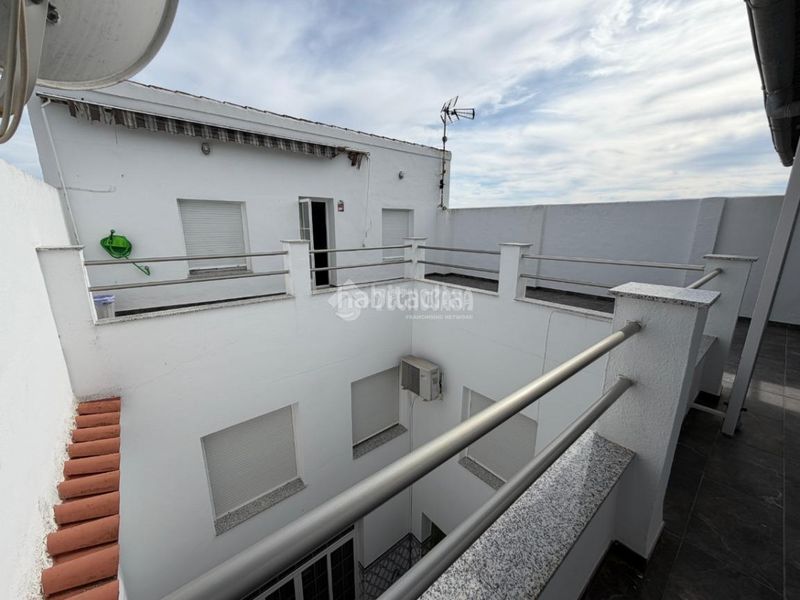 Foto 67c5f1f1-fb80-40ae-8061-74508b49491c. Casa a Torredonjimeno