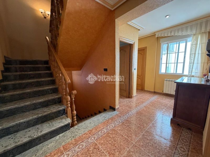 Foto c3e55915-1e7f-4a66-96da-dc312a67a7a4. Casa a Torredonjimeno