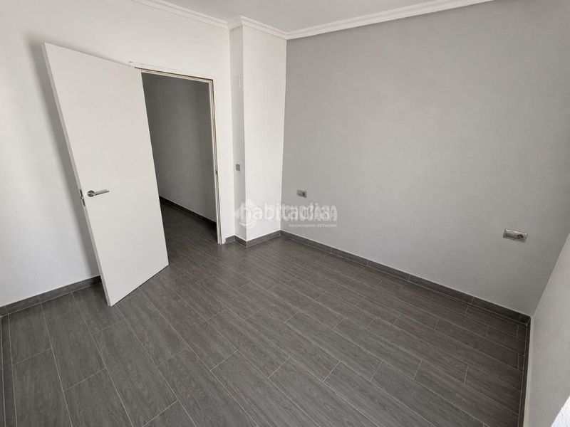 Foto aff650b0-9f08-407c-90f7-eab0be3e512a. Casa aparellada a Martos