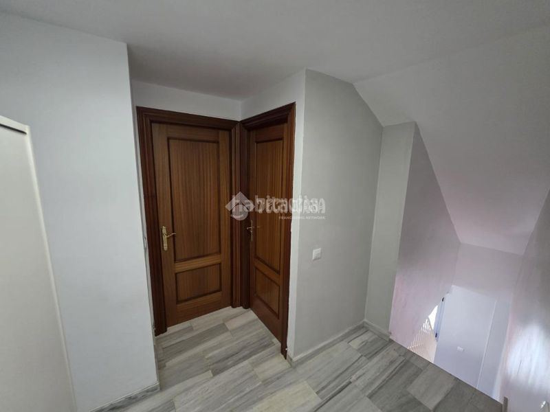 Foto 33768c47-31fe-41db-b589-3355d25b15f6. Pis a Martos