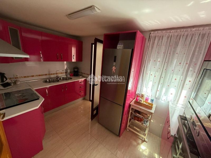 Foto 022efe42-5c6f-42c9-b646-dd32810f62a2. Pis a Martos
