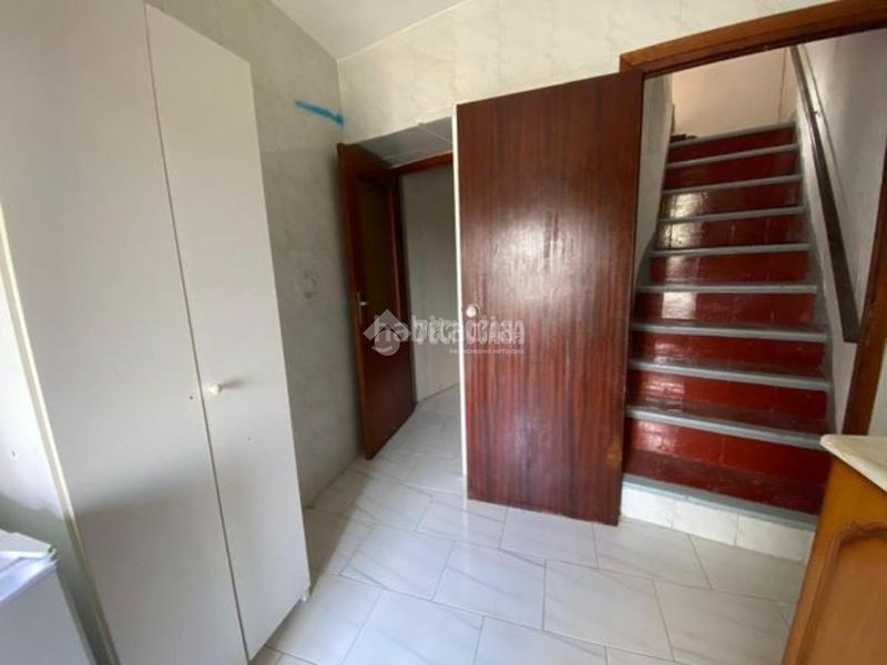 Foto 1127cd9e-6ef1-46b9-83f0-192a0d548acd. Casa aparellada a Martos