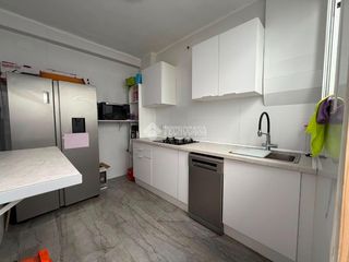 Maison jumelée à Torredonjimeno. Casa en venta en torredonjimeno