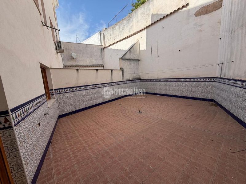 Foto 0ed12445-4d07-4b22-b5e8-dd7e22783403. Pis amb aparcament a Martos