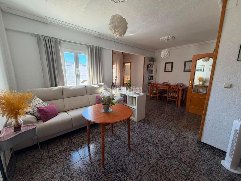 Foto 4c6907e7-6a2d-4dee-b06f-c9d3a2a966d2. Pis amb calefacció a Torredonjimeno