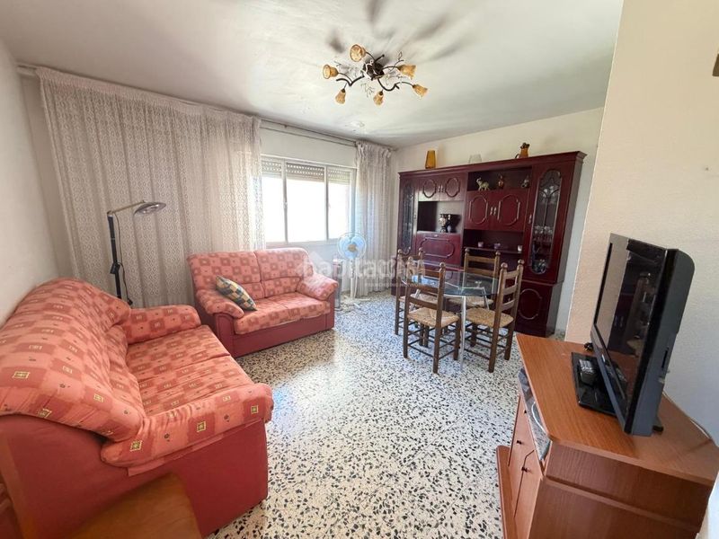 Foto 031dd75a-d2e9-4458-bdf3-c9a3241ca85a. Piso  en venta en Martos