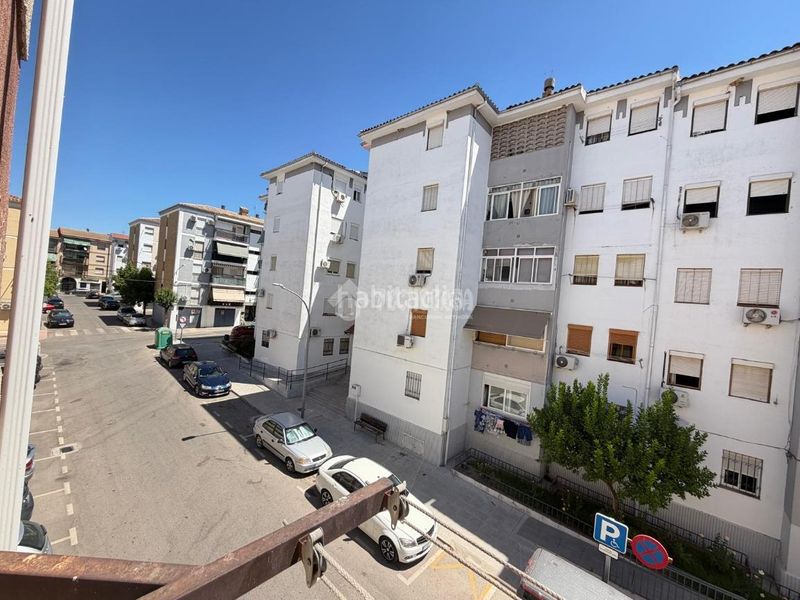 Foto 5f4f3001-a118-4bcd-afe5-101c77517986. Piso  en venta en Martos