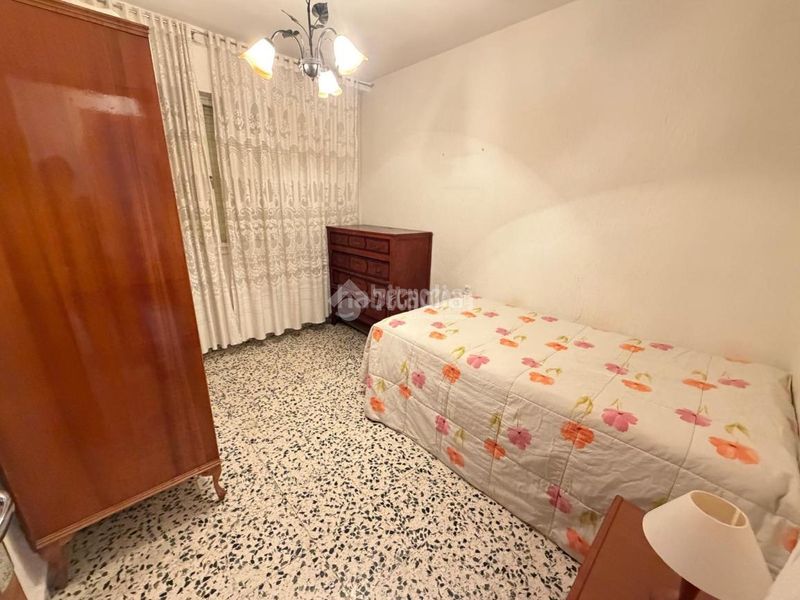 Foto e379a2a8-5439-4eb5-9a6f-74349919638e. Piso  en venta en Martos