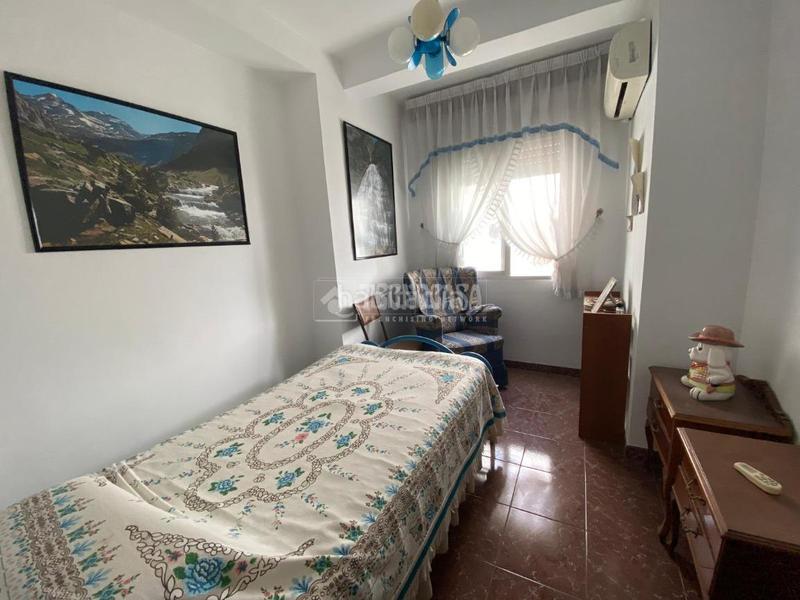 Foto 01e8e5cd-a56b-4ae6-a61a-2c03773eb471. Casa bifamiliare con parcheggio in Martos