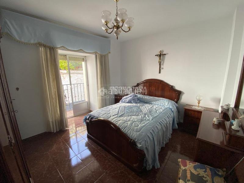 Foto 1be9b46b-1d74-4ef7-b00a-b9a98069fa77. Casa bifamiliare con parcheggio in Martos