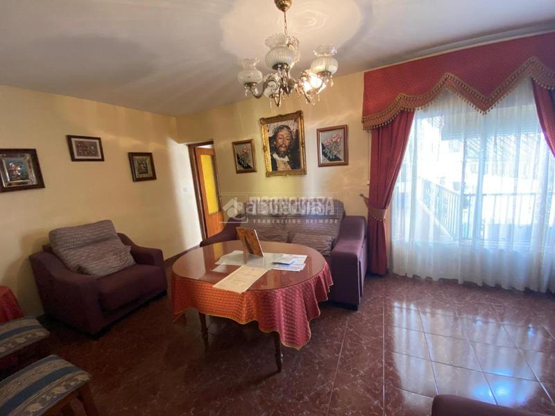 Foto 61736611-42d9-4aa0-9201-f1ba11d773c8. Casa bifamiliare con parcheggio in Martos