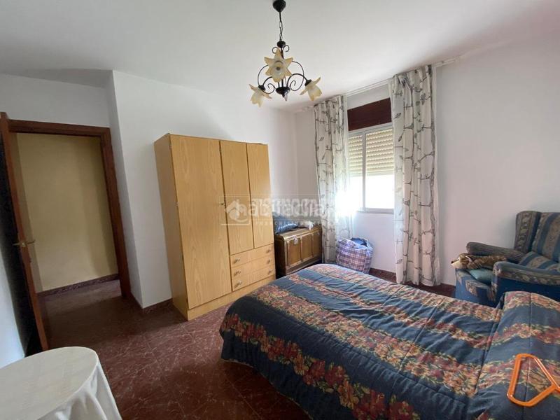 Foto e31595d9-ea7e-4f56-b362-3929cffa0484. Casa bifamiliare con parcheggio in Martos