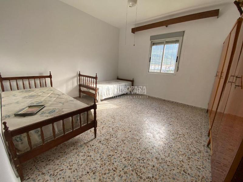 Foto bcce7861-6303-47c4-b019-d49690cc85c4. Casa  en venta en Martos