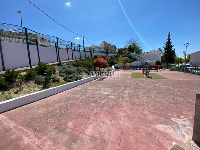 Foto 6fa9f152-b222-41b1-b0d6-9e609a909e74. Terreno residencial terrenos en venta en Martos