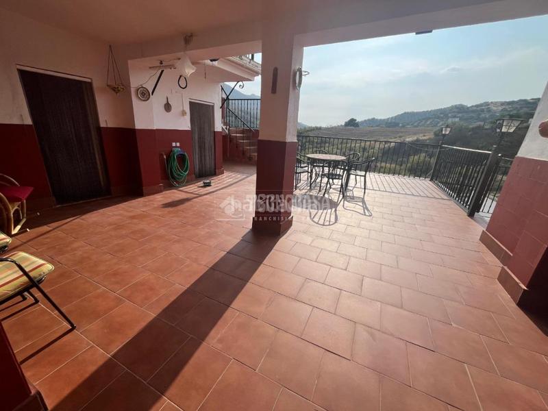 Foto 13882e6b-213c-4c19-80e0-f1b93089c1a6. Casa amb calefacció a Martos