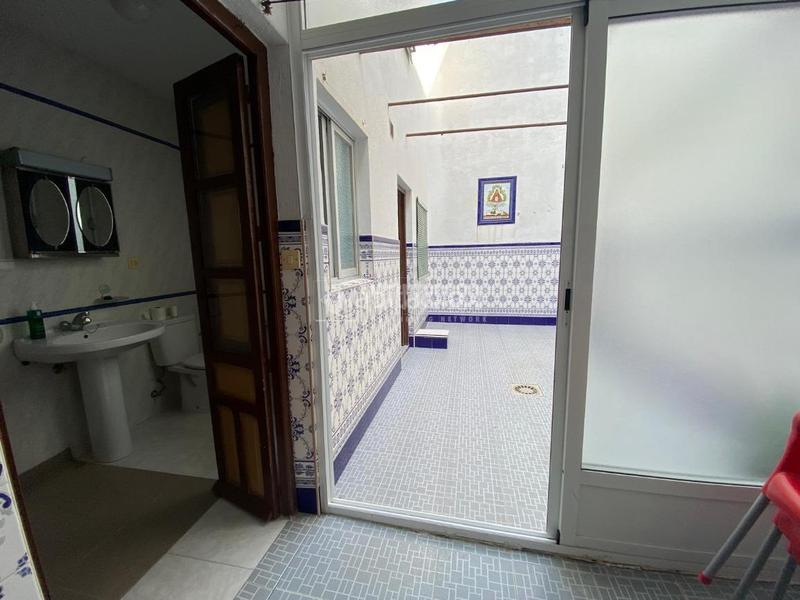 Foto 16f5778a-f031-4132-afa0-51e7c53465e3. Casa pareada casa en venta en Torredonjimeno