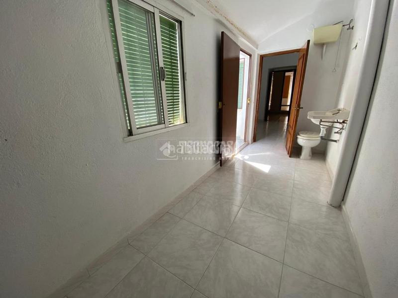 Foto 4daa8bfb-8413-4366-beeb-1d562776ab71. Casa pareada casa en venta en Torredonjimeno