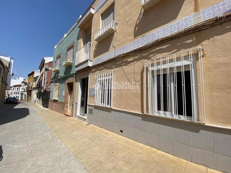 Foto 56d89520-f5f3-47f1-861a-148116d849e2. Casa pareada casa en venta en Torredonjimeno