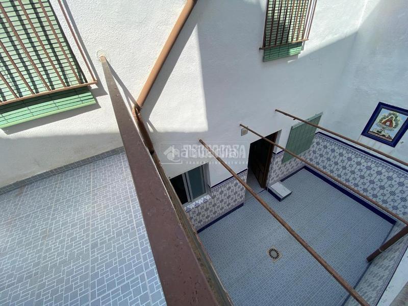 Foto 8a62b8cb-5ef1-4906-b4dd-ecd47117c3d3. Casa pareada casa en venta en Torredonjimeno