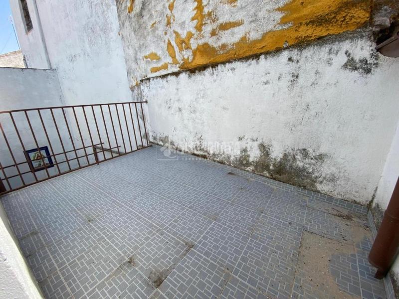 Foto 9f5f5be9-cb2f-4acc-8cc7-1e6a939f0a7b. Casa pareada casa en venta en Torredonjimeno