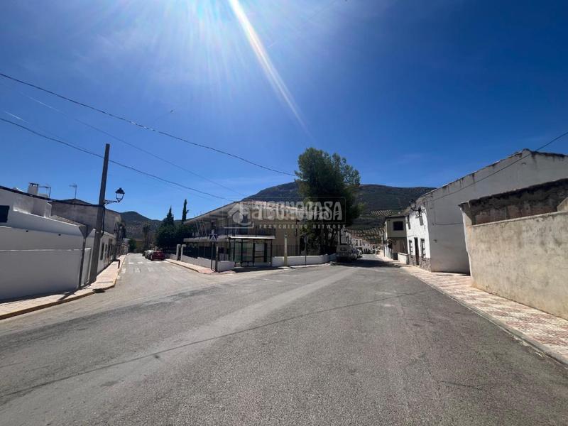 Foto af249f2e-30e1-48a5-9bce-942a729f31d9. Terreno residencial terrenos en venta en Martos