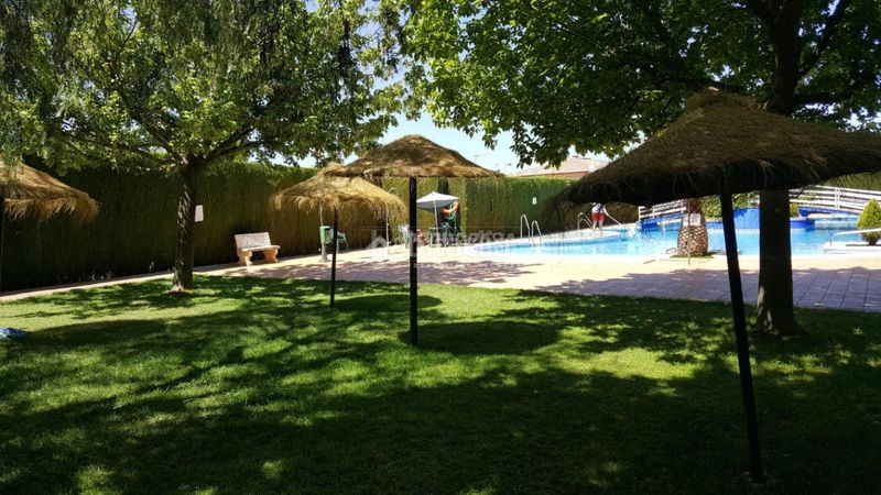 Foto 6c4e3884-98a7-4851-8845-d16d95745c34. Casa aparellada amb piscina a Padul