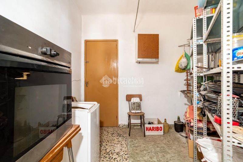 Foto 319af5da-6c73-4bb2-9324-9dc47a97d4e9. Casa aparellada amb aparcament a Padul