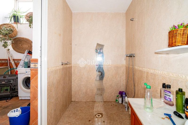 Foto 4f754d70-7518-4310-8b8b-6f51fe1444cd. Casa aparellada amb aparcament a Padul