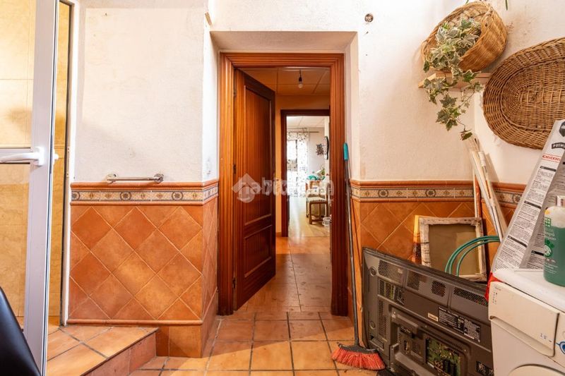 Foto 5b15b3df-620c-4ecd-aa4f-5da7a6cd37e6. Casa aparellada amb aparcament a Padul
