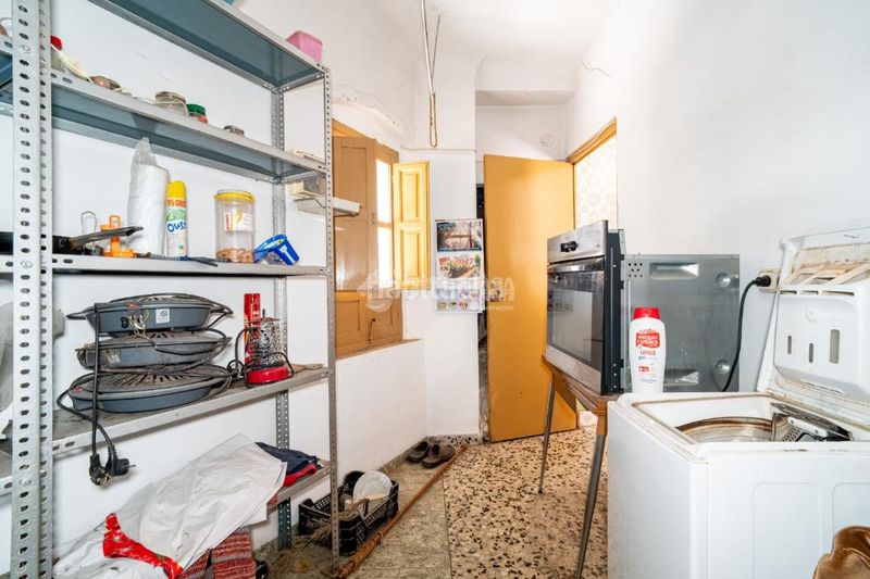 Foto 8425cf89-e2ad-4525-9281-9a7f7bc1e301. Casa aparellada amb aparcament a Padul